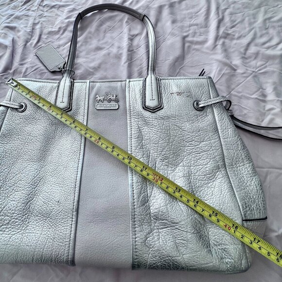 Coach Chelsea Leather Stripe Platinum Charlie ToteBag Purse J1126 18962 - Picture 14 of 14